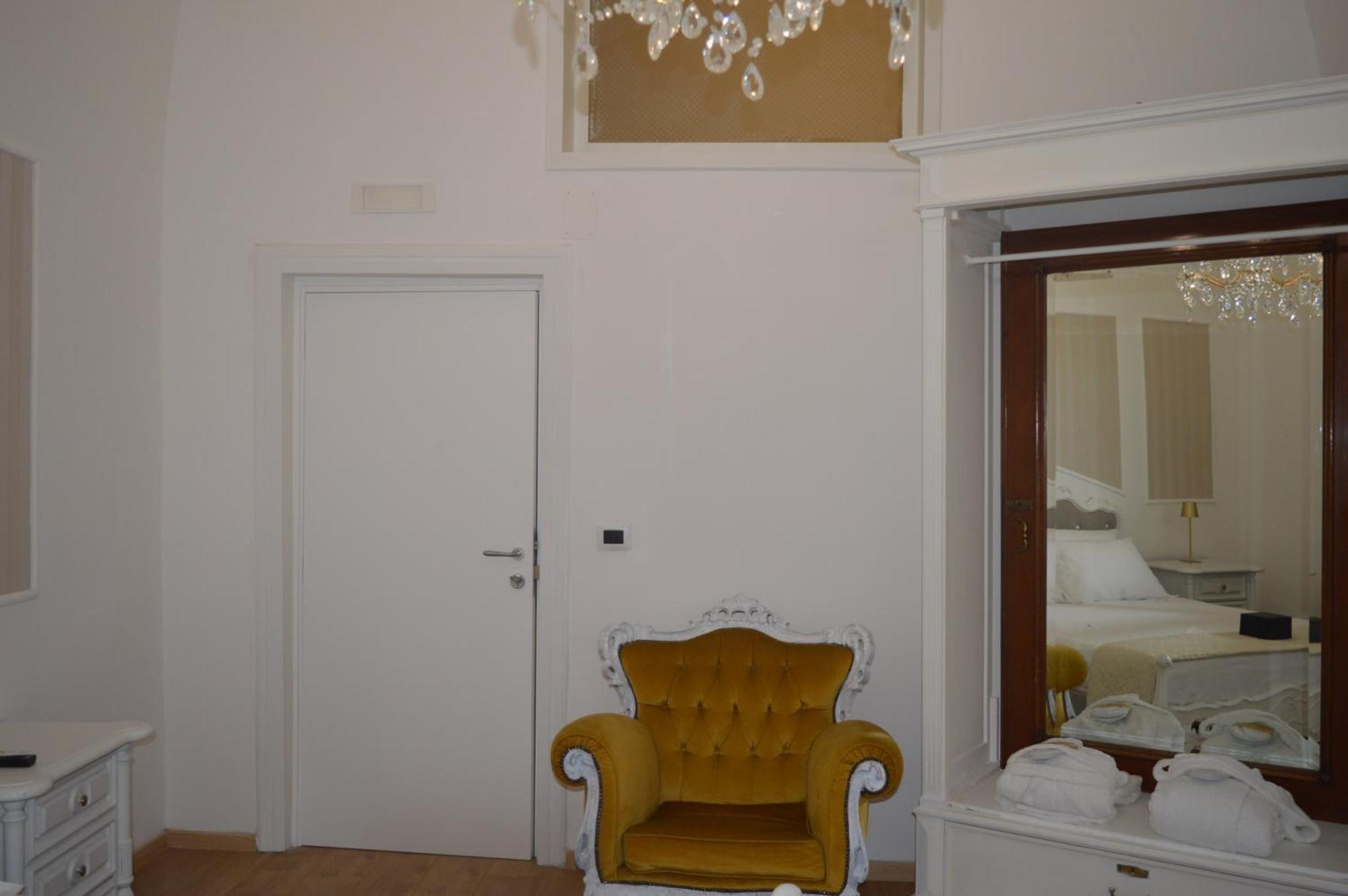 Geometric Hermes Bianca Palo del Colle Extérieur photo